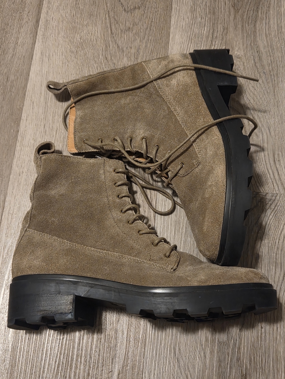 Madewell The Shelton Lace-Up Boot in Burnt Olive - Picture 2 of 3